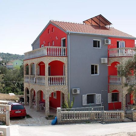 Apartments With A Parking Space Vinisce, Trogir - 4886 エクステリア 写真